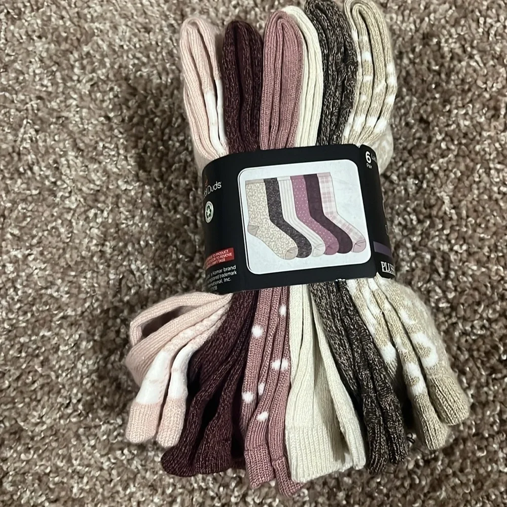 Cuddl Duds super soft crew socks 6 pk